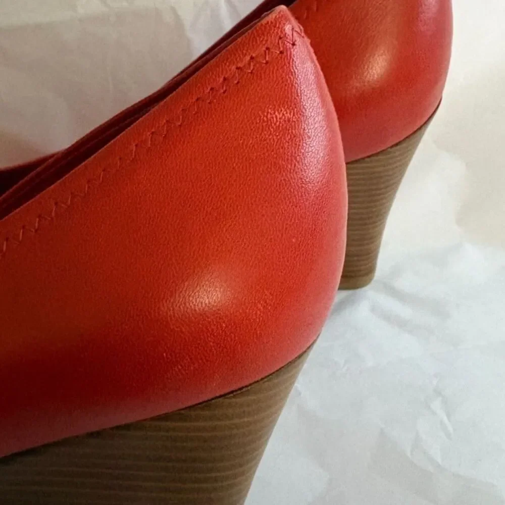 Women's Tory Burch Scarlett Red Leather Wedge Pumps Size 8.5